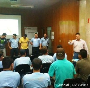 Controle de Estoques de Materiais – TAKATA
